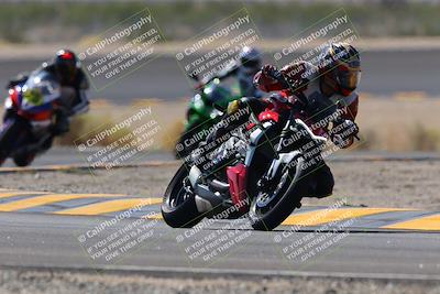 media/Oct-08-2022-SoCal Trackdays (Sat) [[1fc3beec89]]/Turn 14 (1050am)/